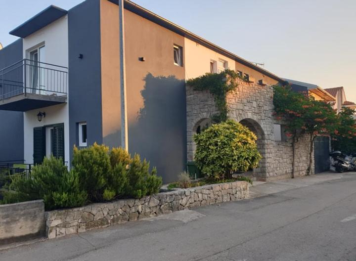 Apartman Pobuk Primosten Bagian luar foto